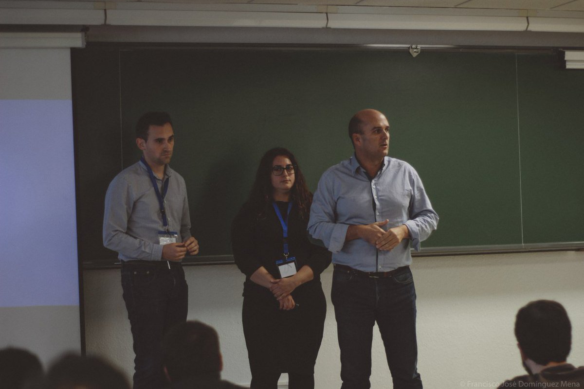 InnoSoftDays's tweet photo. .@e_capture3D realizó una ponencia en la que nos explicó el camino a seguir para formar una start-up de éxito.
#ISoftDays https://t.co/knayTBV0c6