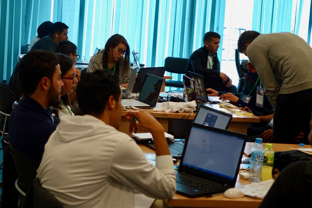 gdg_sba's tweet photo. Happening Now: Mentoring Session, with our awesome mentors.
#gdgsba #gdg17 #Hackathon @gdg @GDGMsila #menagdg #gdgmsila https://t.co/NiBaqG6NVj