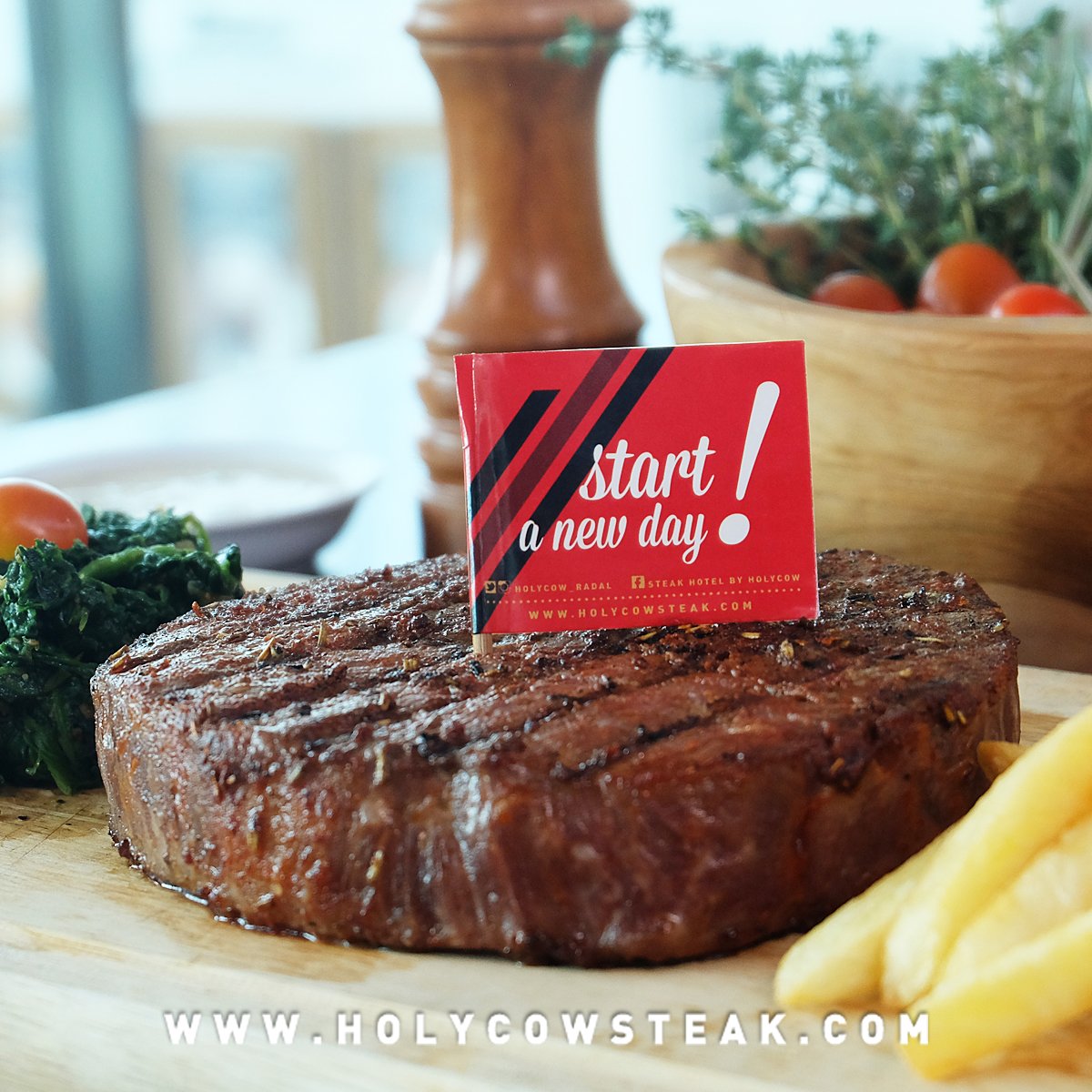 Holycow_id's tweet photo. Raise up your Sunday and enjoy the legendary 400 gr Holysteak at TKP Steak Hotel by HOLYCOW!.
.
.
.
#oncallservice #bbqparty #steakhotel #HOLYCOW #holycow_radal #steak #meat #beef #wagyu #carnivore #foodie #TKP #holycowbhadranayagroup https://t.co/ldTPIwwG1o