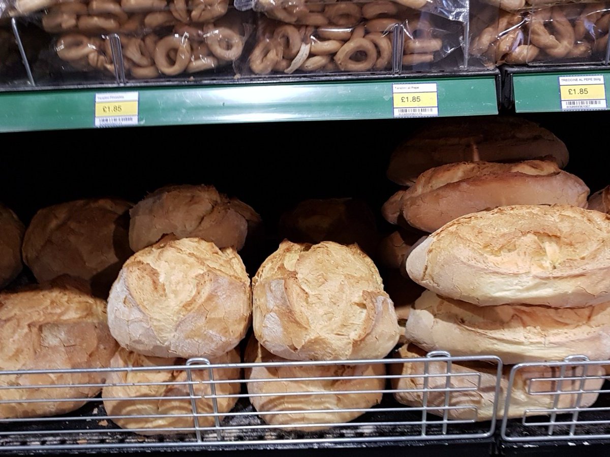 TheItalianShop1's tweet photo. Bread from altamura https://t.co/zwDxbL0VyP