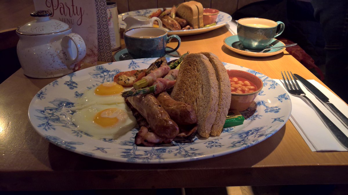 PendletonNW's tweet photo. Great start to the day - #PoshBreakfast #FridayFeeling https://t.co/kQK79HF0oE