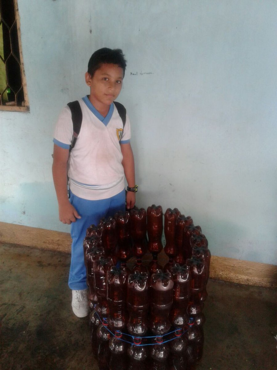Fucnat's tweet photo. El apoyo de los niños a la fundación ¡Presente! #reciclaje https://t.co/CyGQ2ajP4s