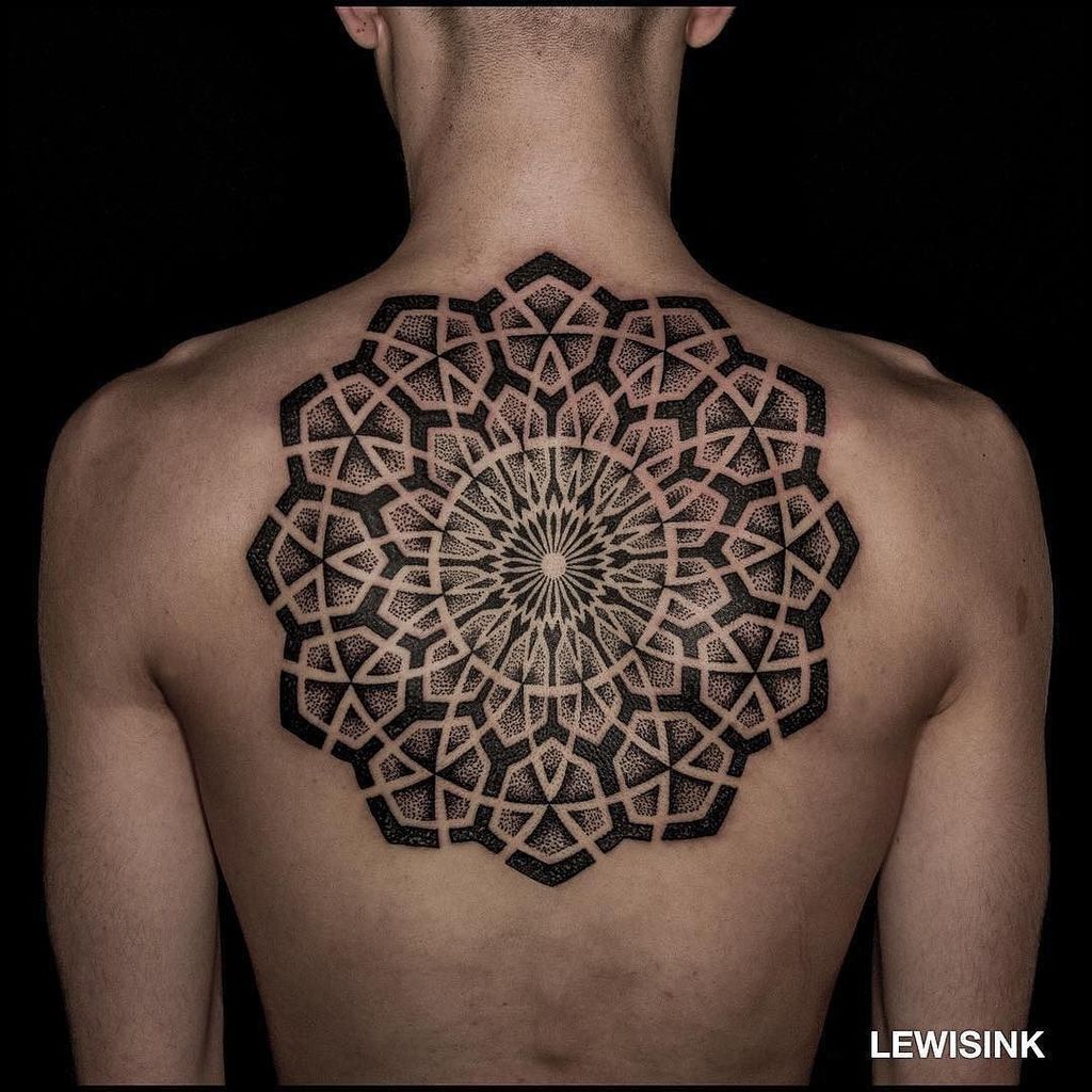 tattooworldpub's tweet photo. by @lewisink 🇫🇷. #best #tattoo #tattooartist #tattoosupport #tattooworldpub #like4like #likeforlike #likeforfollow… https://t.co/nODj3fB148 https://t.co/FoMGdYj4gA
