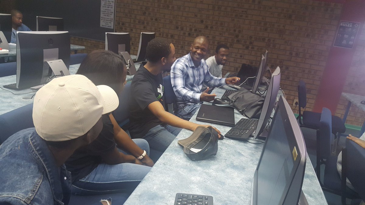 Potego_pearl's tweet photo. #IonicWorkshop #mLabLimpopo @mlabsa Day 3 success https://t.co/zHjBR38wo3
