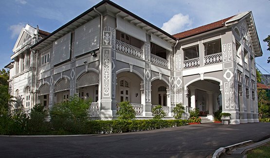 Loughran Gallery (@loughrangallery) on Twitter photo Expat and artist <a href="/Piers_C_Bourke/">Piers C Bourke</a> spills his must-see, what to do, and where to stay #Singapore secrets > bit.ly/2yqAlqt #InsiderGuide #Travel Expat and artist <a href="/Piers_C_Bourke/">Piers C Bourke</a> spills his must-see, what to do, and where to stay #Singapore secrets > bit.ly/2yqAlqt #InsiderGuide #Travel