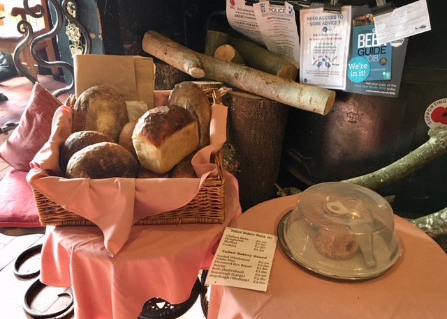 The_Talbot's tweet photo. #freshbread and #doughnuts available from @The_Talbot bar today! Filling the pub with the most delicious smells! These are #monsterdoughnuts that need a #knifeandfork to eat!! @CACampaigns @CAupdates @GoodPubGuide #TalbotBakery https://t.co/SMW8PfhPZS