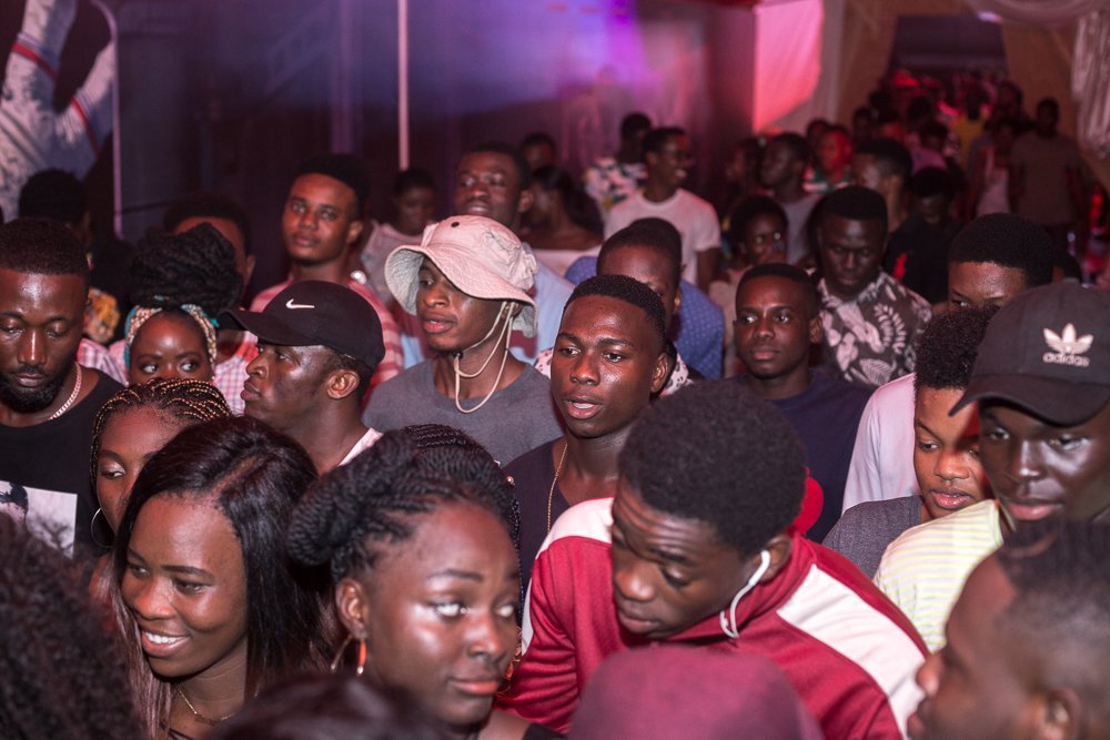 VodafoneXGH's tweet photo. "Did you put me on your snap tho?" 🙊😢 #TheBigShakeOff #PlanetX #fbf https://t.co/Opykqqda9u