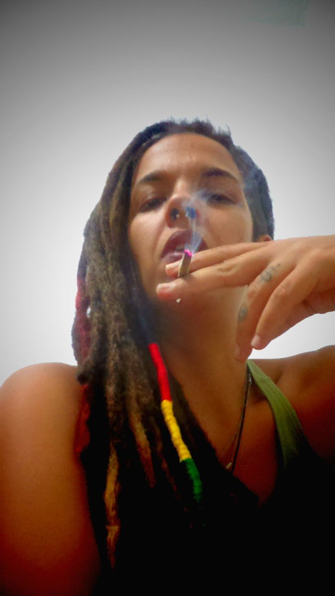 FeuDreadlocks tweet picture