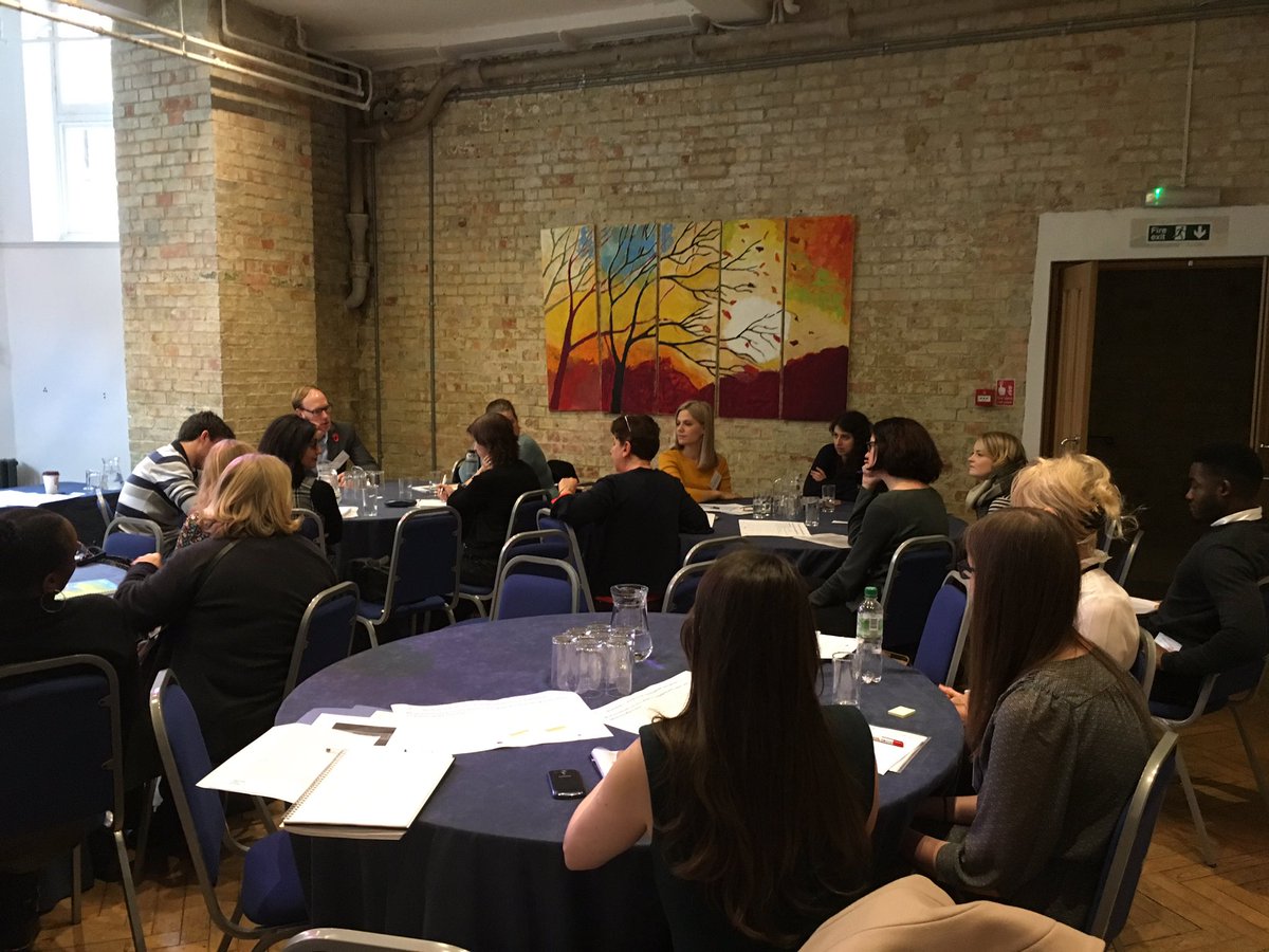 FinCapStrategy's tweet photo. 3/4 #WWFSharing @moveonscotland @QSA @Bsettlement Discussion around effective partnership approaches. Key factor is to establish networks. https://t.co/V4vn3Xqra8