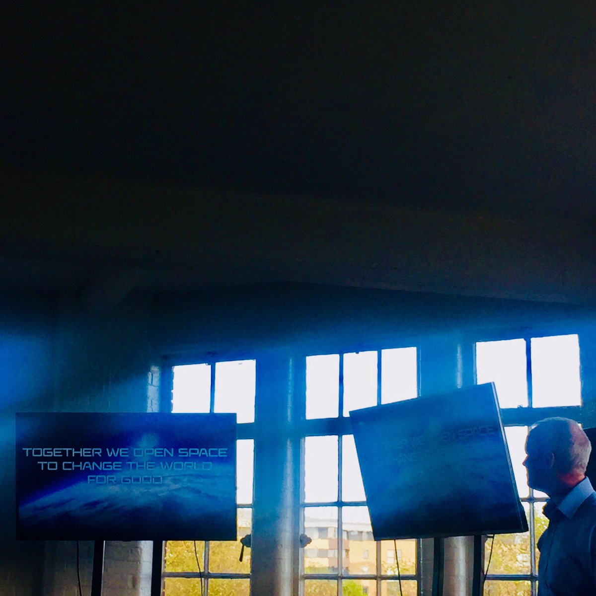 and_says_'s tweet photo. ‘When you take bold steps with a purpose you’ll have ppl wanting to join you on your journey’ Stephen Attenborough @virgingalactic #CSlondon https://t.co/UyTCf9tJHN