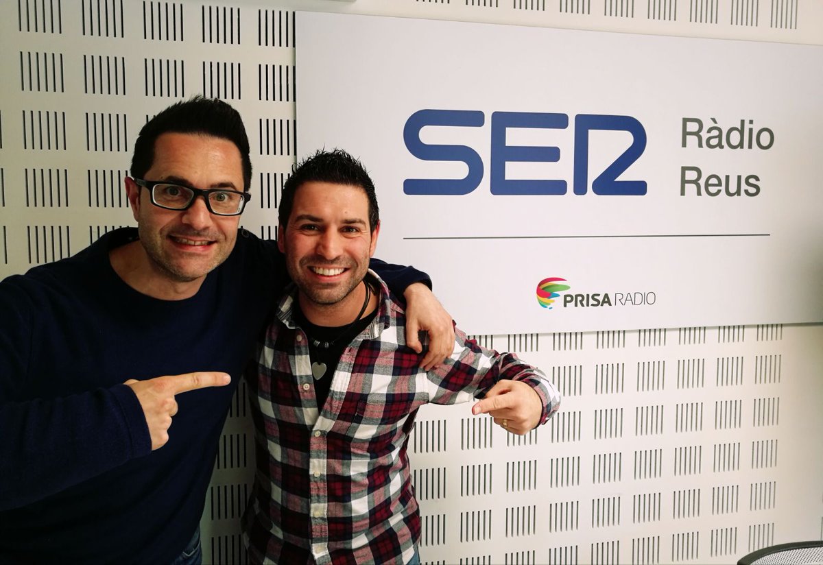 DeDuendeOficial's tweet photo. Ya estoy en @La_SER  #ReusTarragona 13:30H #entrevista con @Jcartanya70 programa #Soroll.... Y esta noche #UltimoConcierto #Chiringuitour a las 23:30H en @lacentraldecamb (Paseo Miramar 5) #Cambrils #EntradaGratis #AforoLimitado #OsEsperamos https://t.co/zsqtVYbuDT