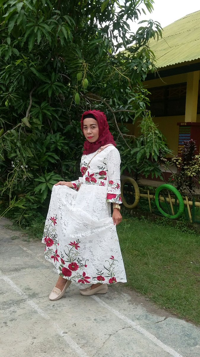 Smuax akan indah pd waktux