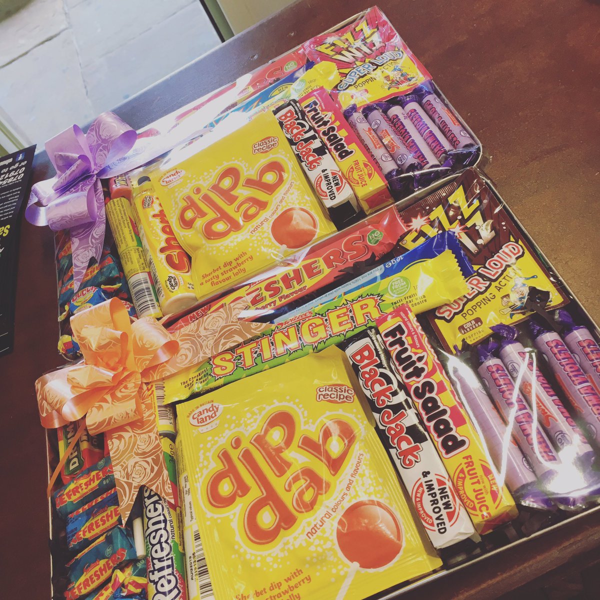 Retro hampers are now back these never last long,Get yours now for only £7.50 #retro #oldschool #supportlocalbusiness #piecehall #shoplocal