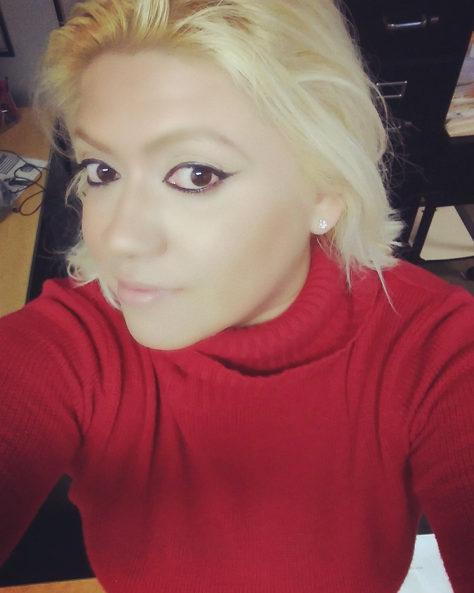 Wearing red,  Honoring Veterans Day! 
<a href="/TMXCompanies/">TMX Companies</a> <a href="/ReneeTorres_Ney/">Renee Torres</a>