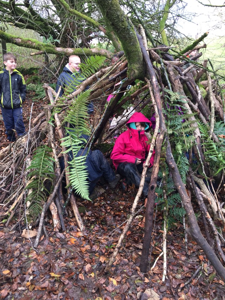 MrsMatthewsHK's tweet photo. Final hours at Simonsbath, shelter building and orienteering #lovedithere https://t.co/1Wdw1uwIOY