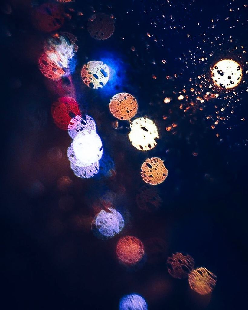theaaronsteger's tweet photo. Things are out of focus? That’s bokeh!
.
.
.
.
.
#stevoxmag #eyecandy_collective #illusionaryaperture #gramheist #visuallyobsessed #visuals… https://t.co/1FgZrZXm9r