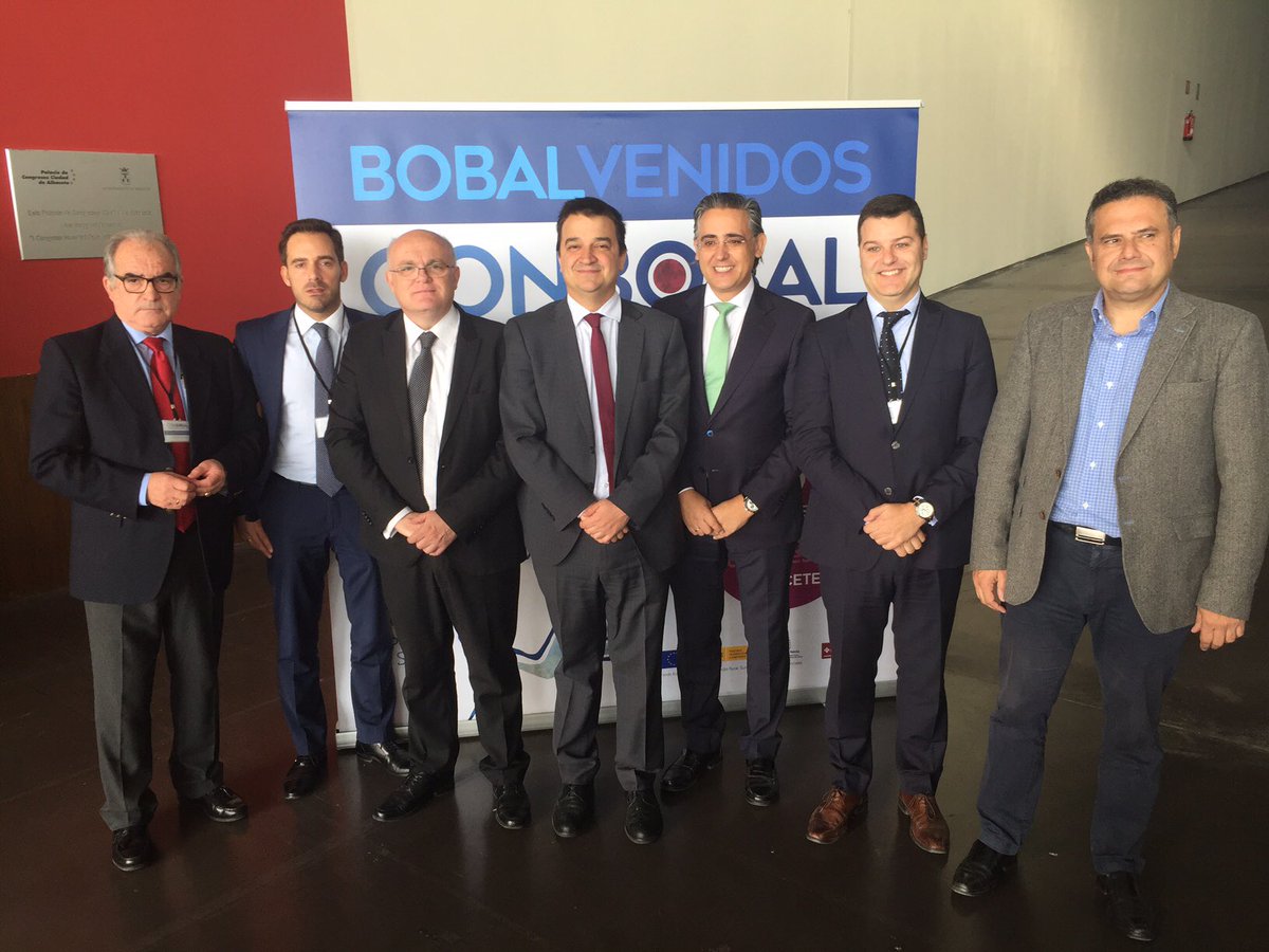 PrsantosP's tweet photo. @gobjccm y @infoCaixa apoyando el Congreso nacional #ConBobal en #Albacete https://t.co/tcx3Ebiqcm