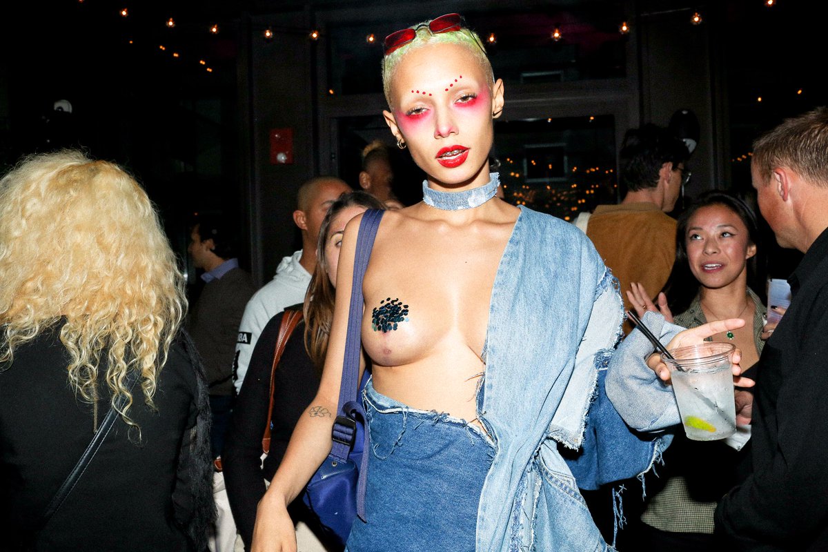 McBride_SoBased's tweet photo. Shots From: #moxyxmade "coming out" party feat https://t.co/sjzWGWNQDi