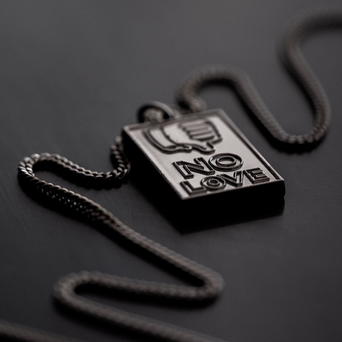 FadaviAndCo's tweet photo. The new Fadavi &amp; Co. collection with @cloutmagazine available now at https://t.co/YsW08wXAEF⛓ Limited to 100 pieces each. https://t.co/V4XatmXjC5