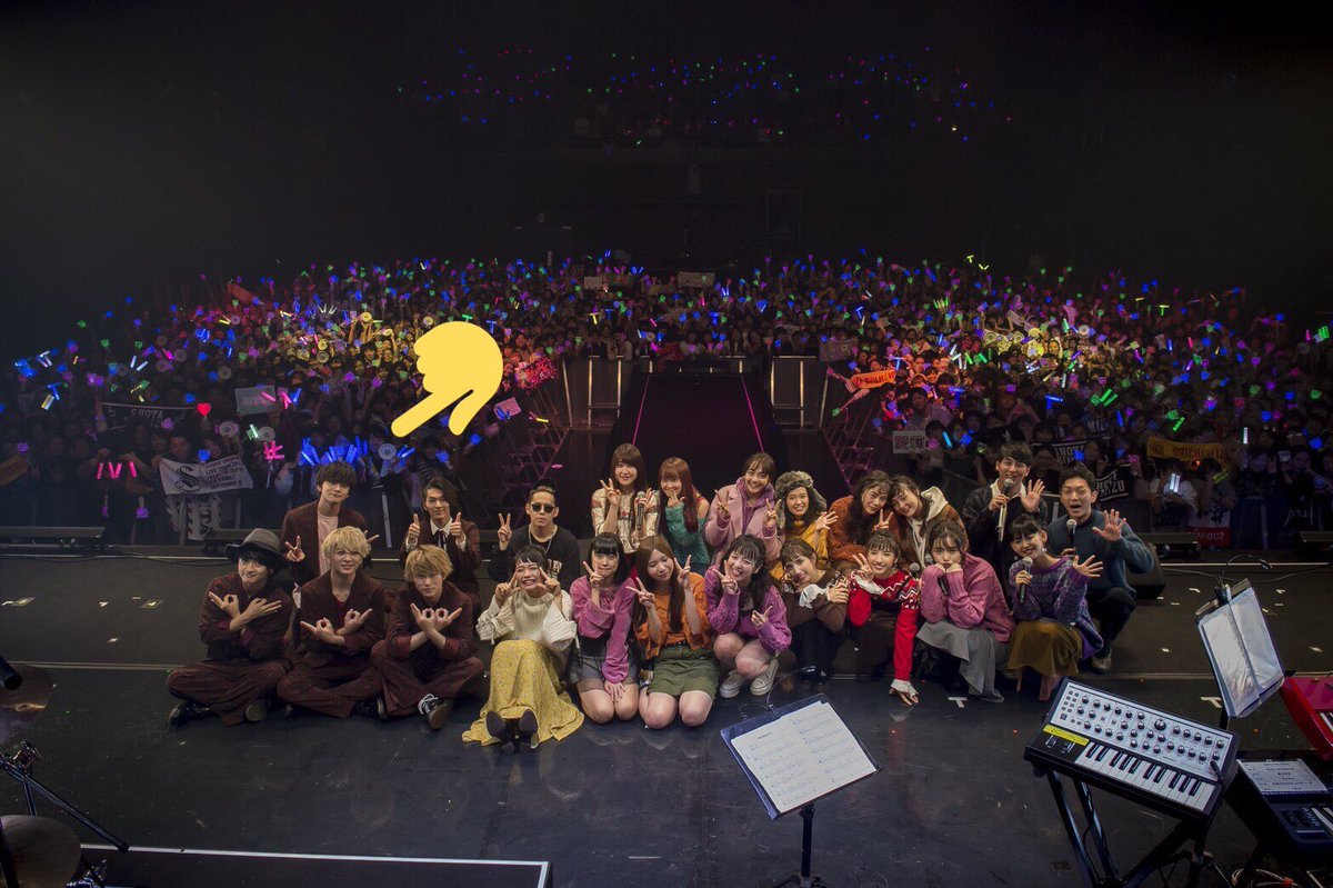 hengaodebyebye's tweet photo. がるちゅん 大阪🌈
整番1×4連番は強すぎた💪✨
レスもらいまくり！！！！
特に曲中の匠海とフィナーレの柊生からのが💞
ありがとう😭🙏 https://t.co/BWxF67jzHU