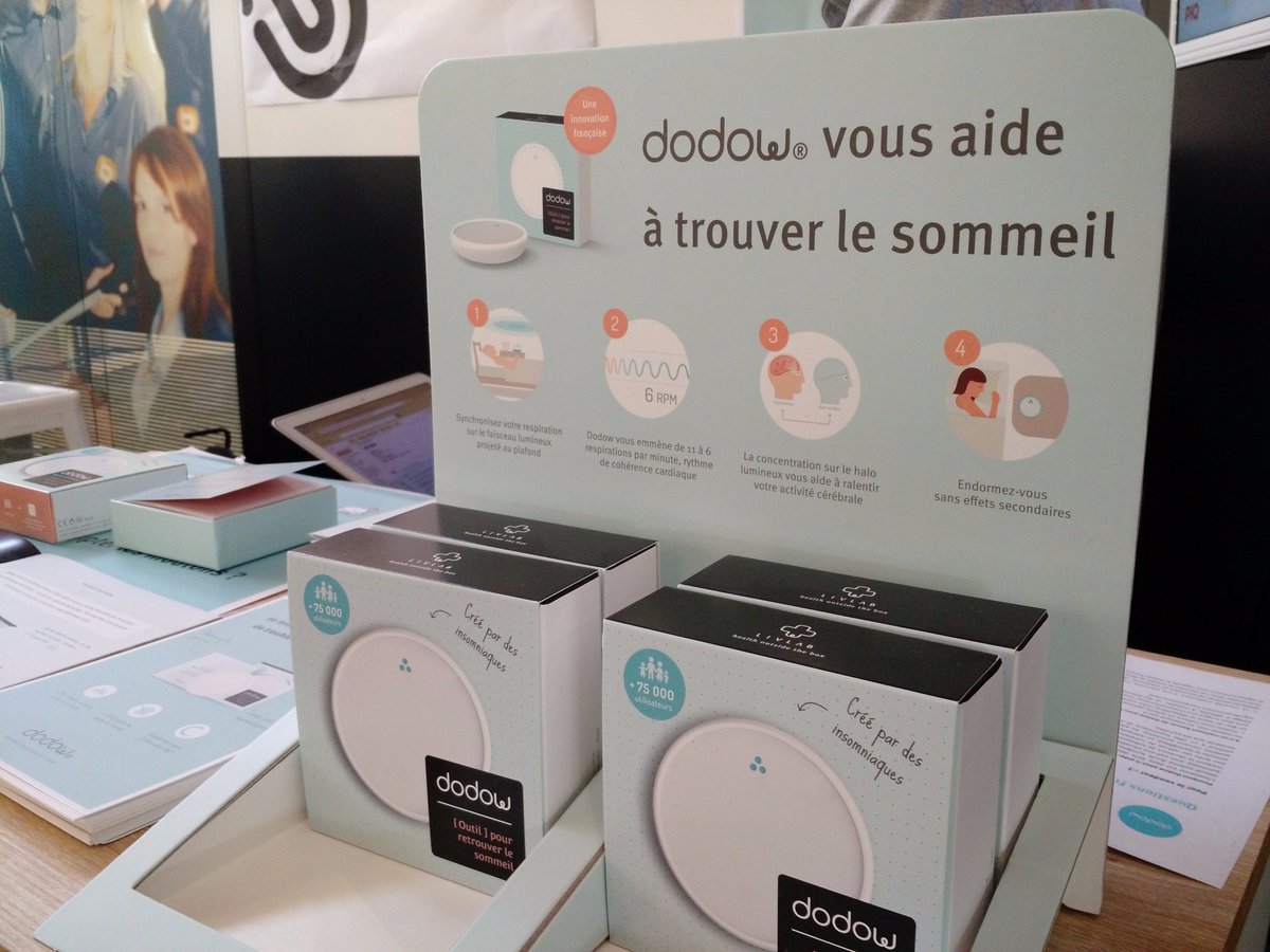 boulanger's tweet photo. On commence aujourd'hui avec @MyDodow, l'outil qui vous aide à trouver le sommeil ! 🛌😴 https://t.co/q7ci8QiOPT #HappyFrenchTech https://t.co/w7TXFCnz2y