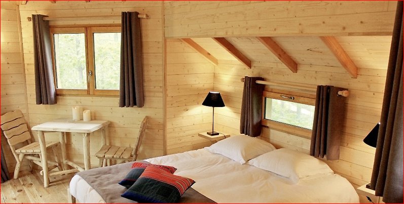 DertourPolska's tweet photo. W #DEROFERTA domki 🏠na drzewie 🌲🌳- Les Cabanes des Grands Chênes🌺 #Raray #Paris dla miłośników ☘przyrody 🌷🌿 https://t.co/Q9e8tnMRVa
