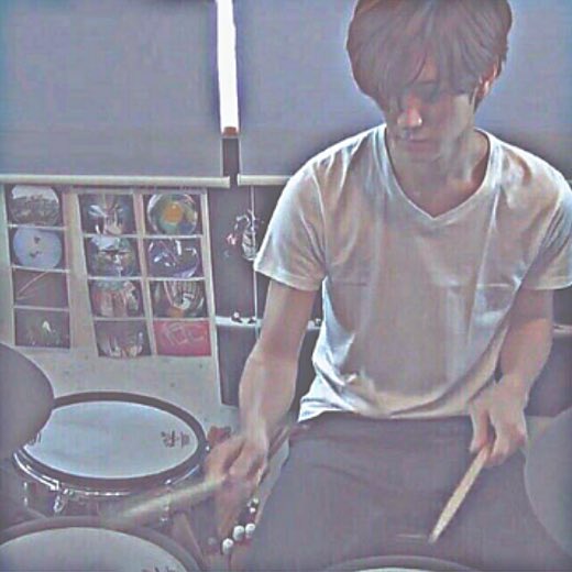 lovejump810's tweet photo. 裕翔君のドラムが聴きたくてしょうがない。 https://t.co/1T67bVpI8N