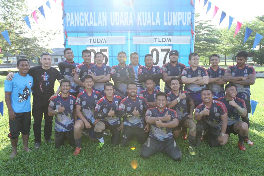 tldm_rasmi's tweet photo. Tahniah Tim @TLDM_ORCA !
Kekal mempertahankan kejuaraan selama 4 tahun berturut-turut 
#ISG2017 Ragbi #ATM
#SihatCergas
#NavyPeople
#NavyPride https://t.co/EejgKPSfF7