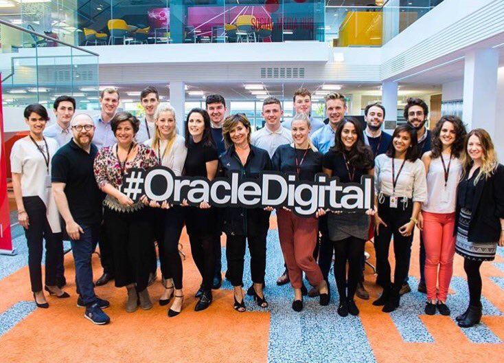 ODsalesgrad's tweet photo. IT'S TIME GRADUATES! Get your application in &amp; be on the next #OracleDigital Sales Graduate Programme starting 2018! https://t.co/uLEO0R2eXB https://t.co/qfp2n3BjHO