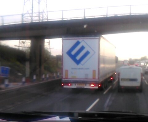 batdrone1's tweet photo. @TrippyComms @TrippyDagger @PIayer_Two @Big_Bear_1989 and anyother #trippymafia crew.
When #GTAV sneaks into reallife.
Seen on my travels today #mazebank. https://t.co/hYXwEfd6qn