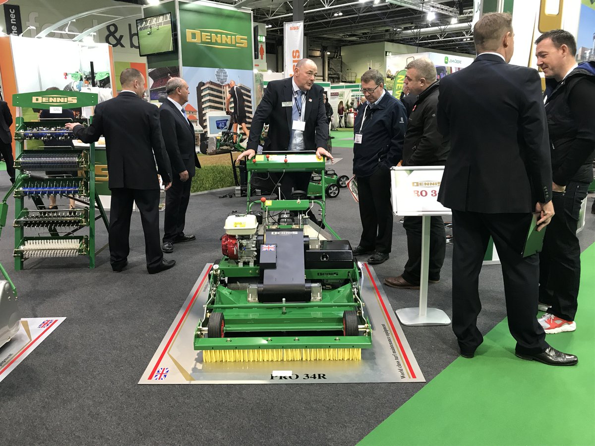 DennisMowers's tweet photo. Did you know, our newly launched PRO 34R features a fully adjustable angle of deck for changing conditions! https://t.co/BBsPYM8EyN