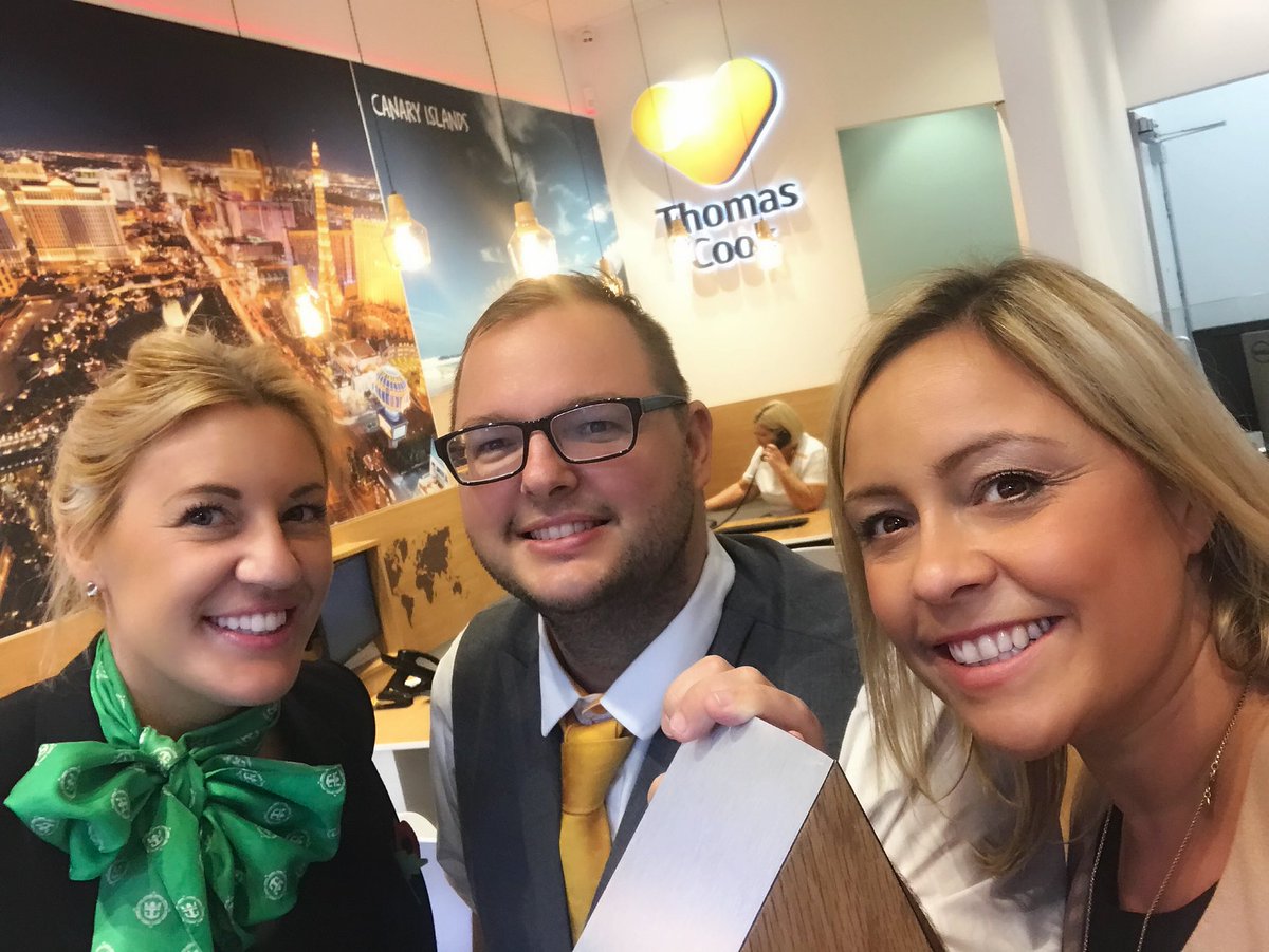 sarahweetman's tweet photo. What a fantastic new #discoverystore #Thomascook #CardiffQueensStreet thank you for all your @MyRoyalUK support! 💛 https://t.co/QU44tY6TrJ