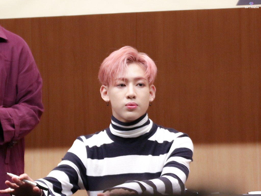 diarsbam's tweet photo. [HQ] 171027 Jungno Fan sign
I never thought that I'd like you this much💕
#BamBam #뱀뱀 #GOT7 #갓세븐 https://t.co/SMqFLh8vXG