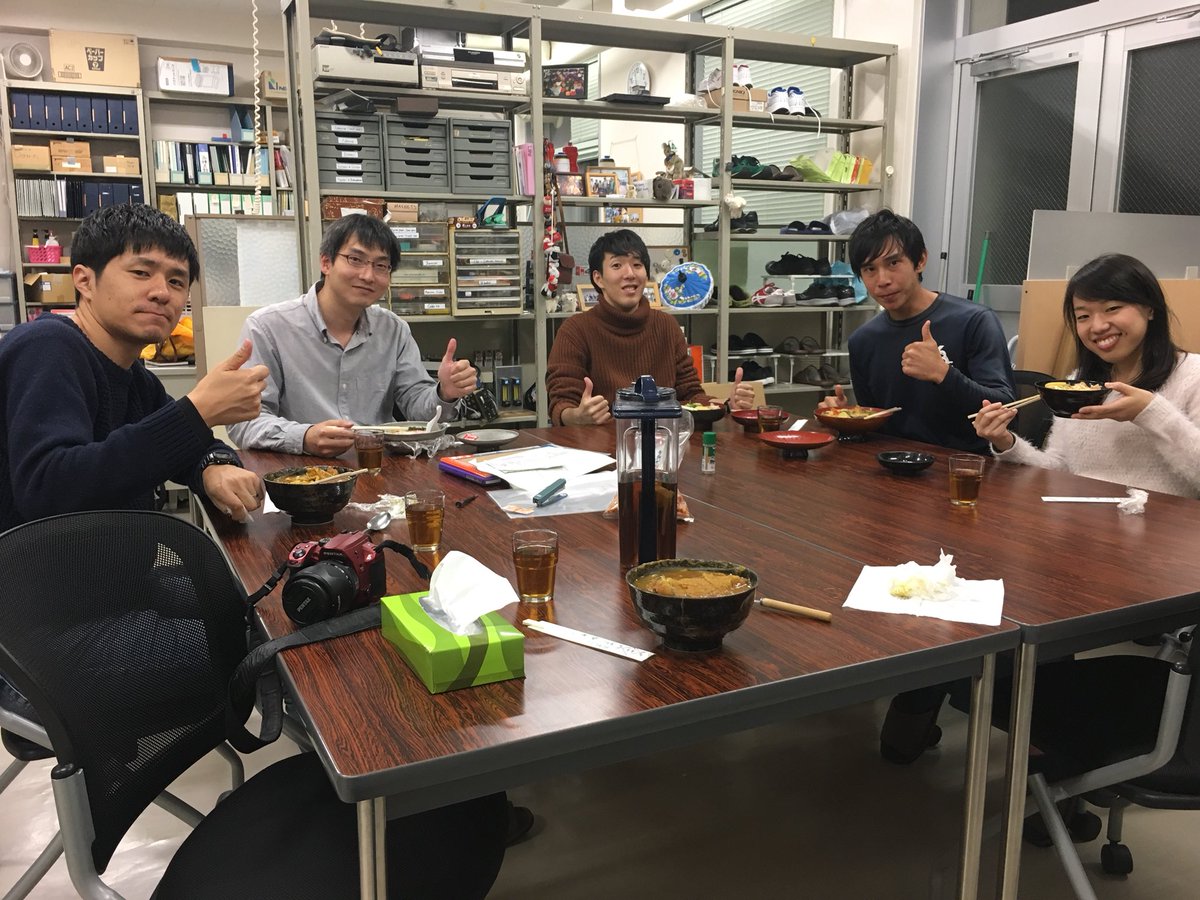 nmg86's tweet photo. Post conference prep take out. Good work team @ICEE2017_Kobe https://t.co/iJ051f75CG