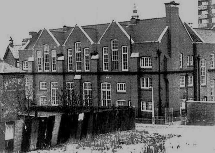 RegSmee's tweet photo. My old school St Matthias https://t.co/oXvpHsBSFv