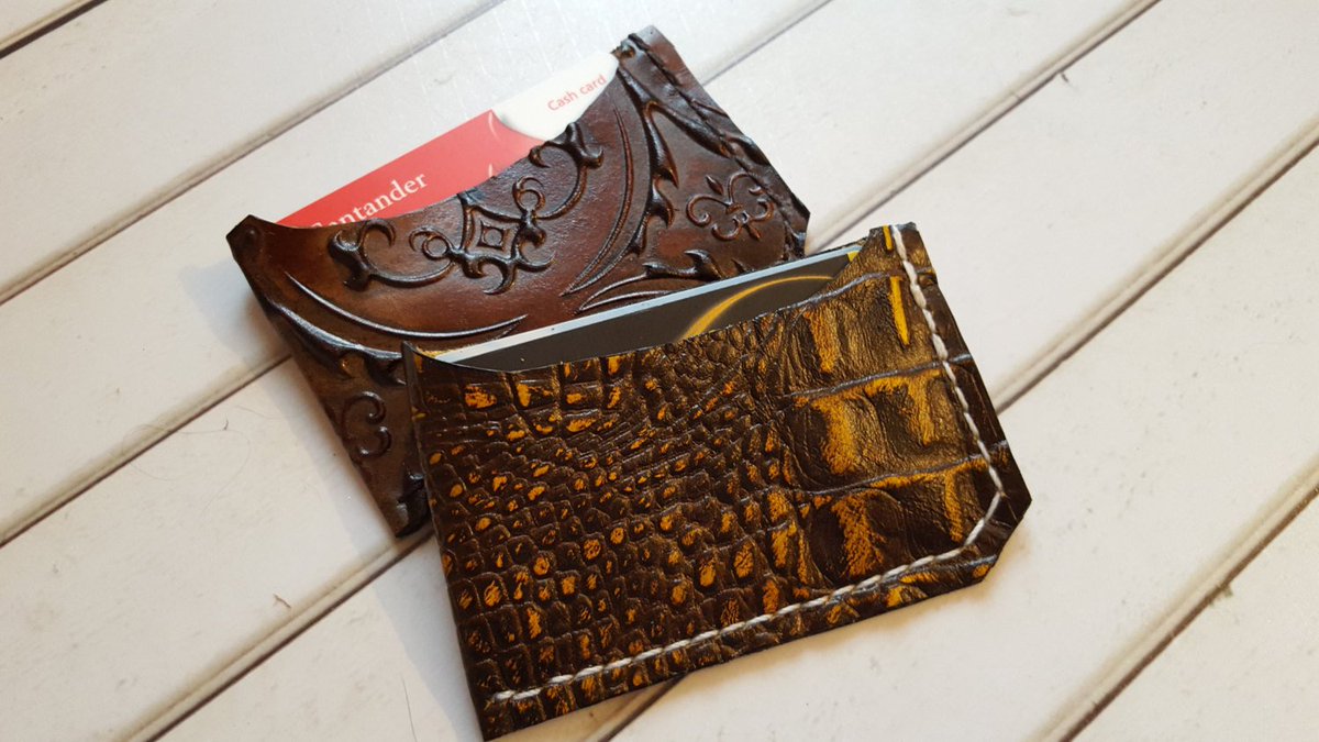 SandraPoppys1's tweet image. Exotic leather wallet  Steampunk gift  Minimalist style Gift card … tuppu.net/d8d20d2b #Etsy #MinimalCardWallet