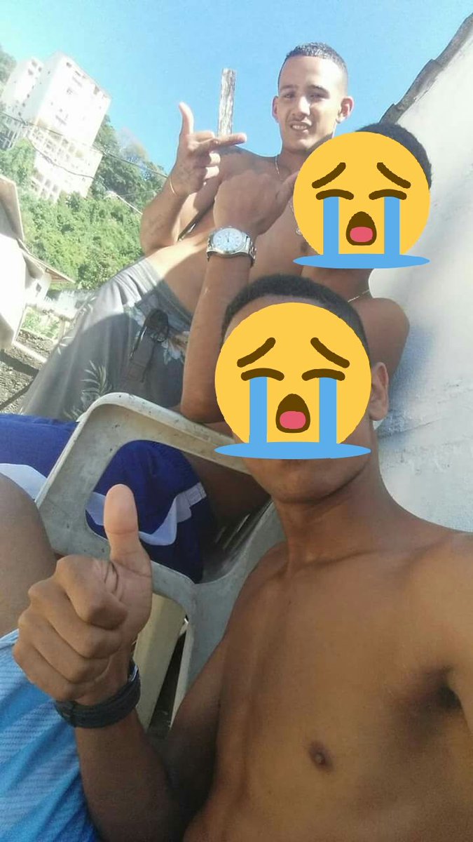 Shomaike1's tweet photo. Melhor dia do ledo dele Jhow , 😭❤💙 https://t.co/e99CrTNUgq