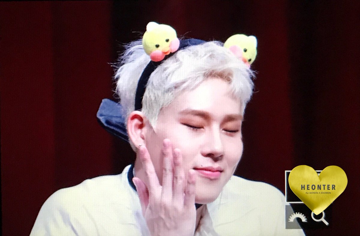 HEON_TER's tweet photo. 171110 몬스타엑스 알라딘 예판 팬싸 주헌
#몬스타엑스 #주헌 #MONSTA_X #JOOHEON 
#드라마라마 #DRAMARAMA https://t.co/xS8kpbQCYl