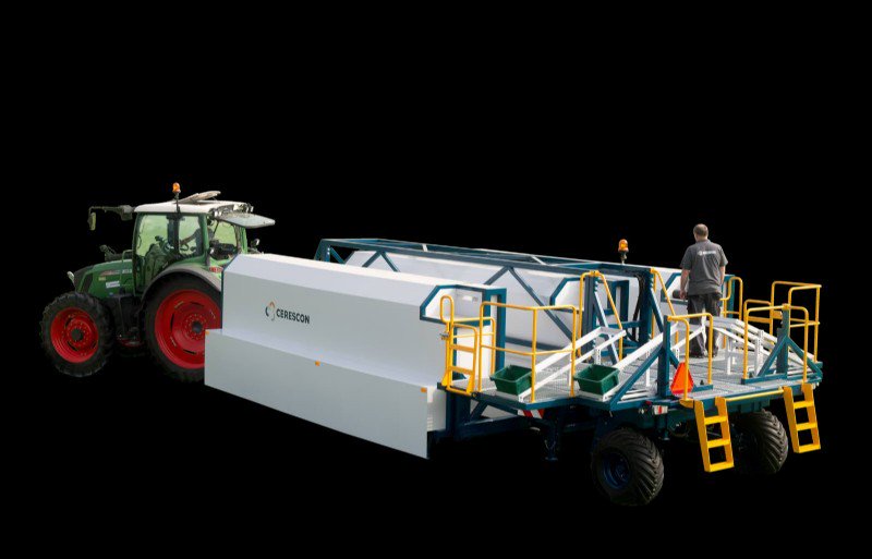 MartinDuits's tweet photo. .@CeresconTherese presenteert drierijige #oogstrobot asperges op Expo-SE 2017 in Karlsruhe #innovatiekrediet https://t.co/h3biopYY0v https://t.co/qf9yD6UT24