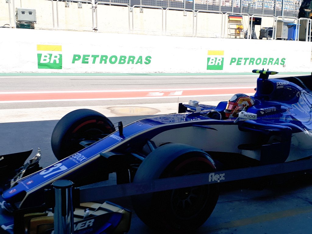 DORhxIBW4AEmmk_?format=jpg&name=medium