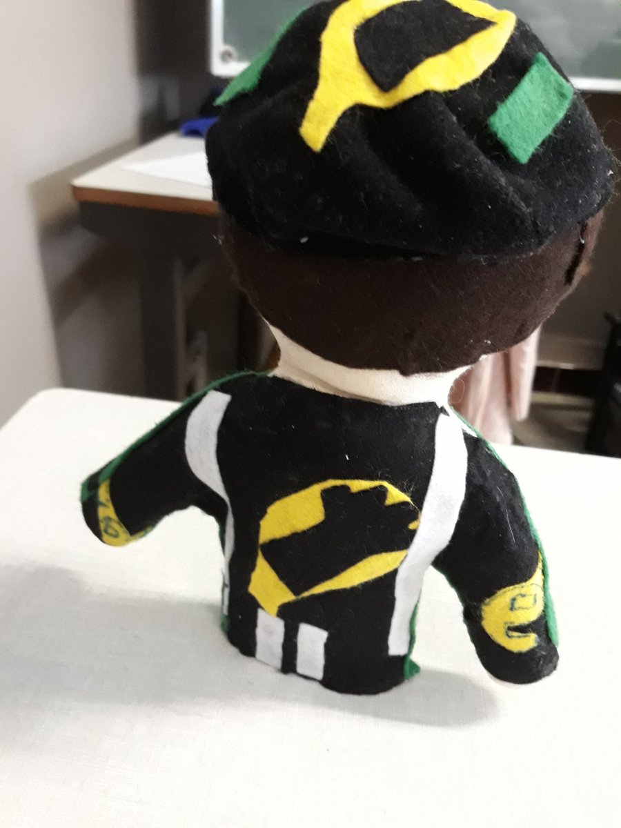 mcTEAMDIDATA's tweet photo. Almost done! 
#endwork
#QhubekaTeamdimensiondataHandpop 
@Qhubeka @ClubQhubeka @TeamDiData : I hope you Like it!
💛💚 https://t.co/USV5GmdUsK