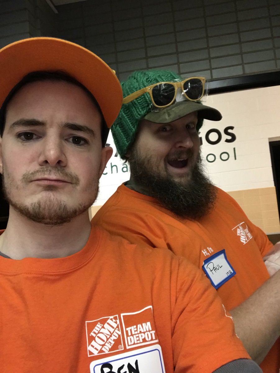 BenTenTHD's tweet photo. Let’s go! Team Depot volunteer event! I live for this! #givingback @homedepot1912 @Manny_CubFan @troyer_paige @Pabasel12 https://t.co/hUnSZtJ3da