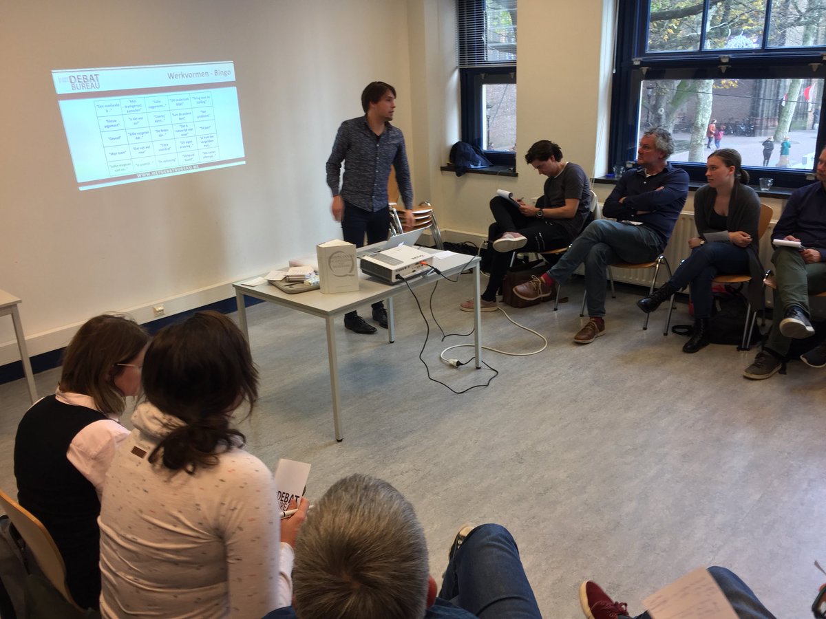 hetdebatbureau's tweet photo. Vandaag organiseren we een nascholing voor docenten in het voortgezet onderwijs op het gebied van debatonderwijs https://t.co/Xdc7favPSN