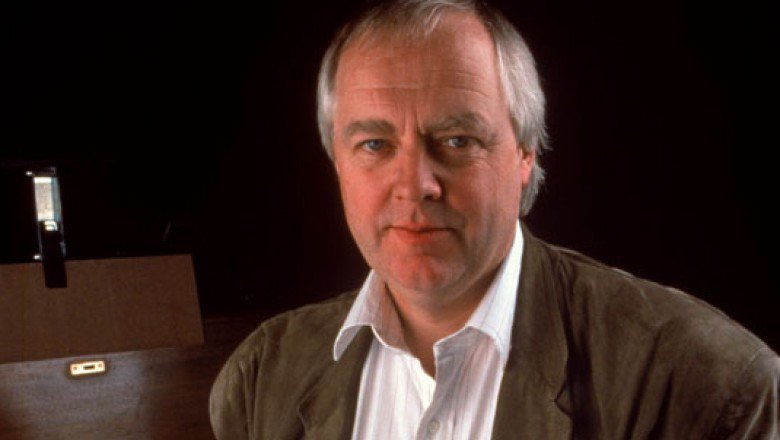 Happy birthday to Disney Legend Tim Rice, lyricist for BEAUTY AND THE BEAST, ALADDIN, and THE LION KING! 