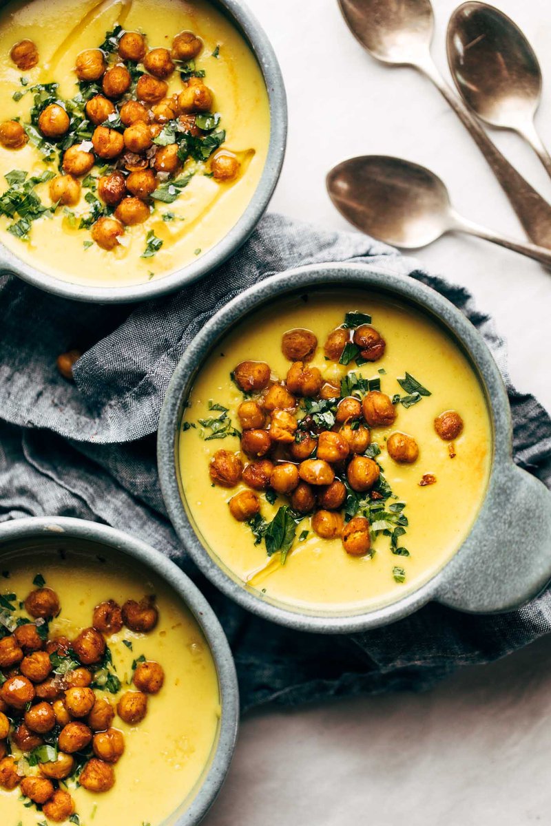 This Creamy Cauliflower Soup Is Ready in Under 30 Minutes — Delicious Links trib.al/ESRyxGO