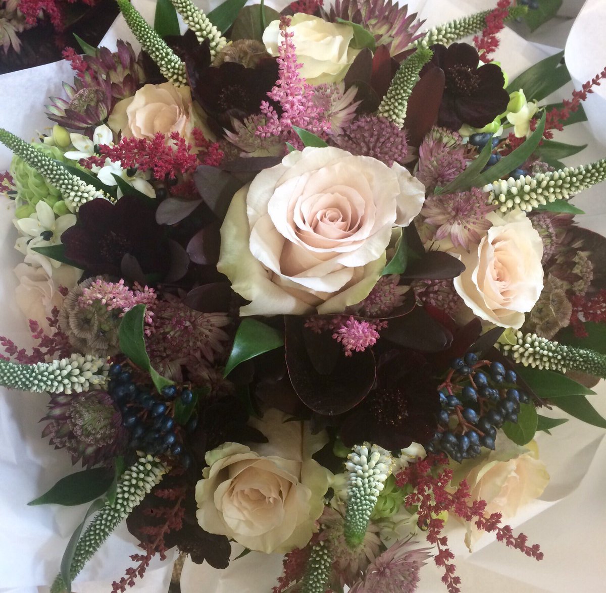 A week ago today, the lovely Lauren &amp; Mark celebrated their special day with an array of rich autumnal shades sending our very best wishes