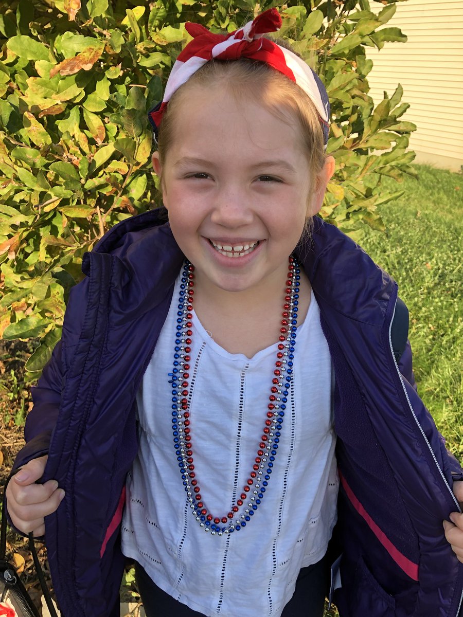 ali_e_mcknight's tweet photo. Hometown Heroes Day at school! 🔴⚪️🔵 @principals_hes @HamiltonLocalSD https://t.co/HoAtDMy8Zx