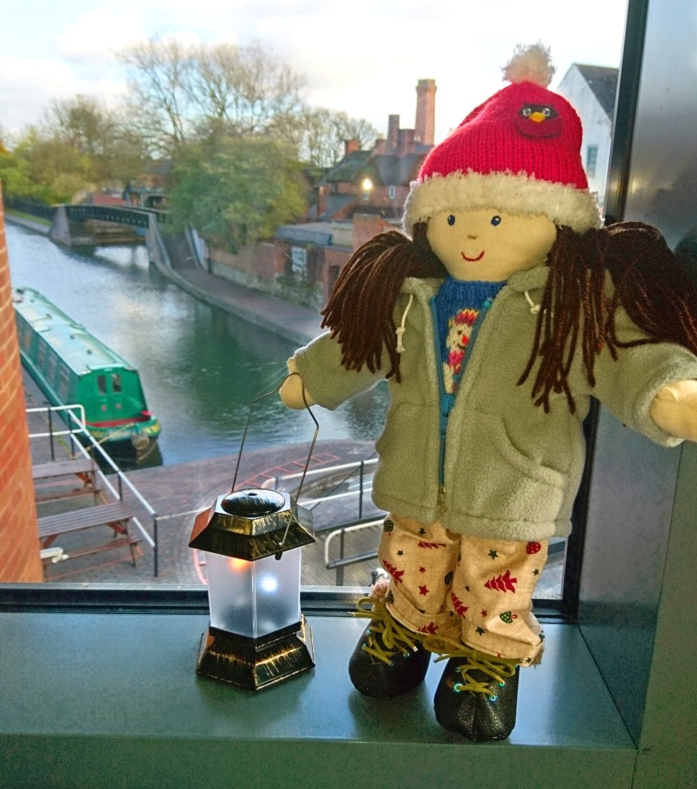 dcttkids's tweet photo. Sally has her winter outfit on! Are you joining her for Tunnel Tots tomorrow? Just 50p per person, boat departs at 10am! https://t.co/i65mGWeCqf