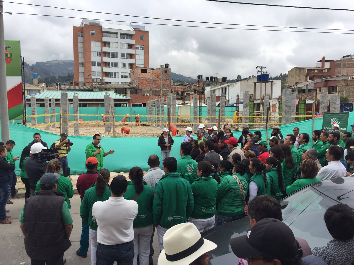 YamitNoeHurtado's tweet photo. La #PrimerParada del #RecorridoDeObrasPaipa es en el Centro de Convivencia Ciudadana, un lugar para la resolución de conflictos y atención integral a la ciudadanía paipana. #NuestraCasaEstáEnObra https://t.co/K7g4R0EscH