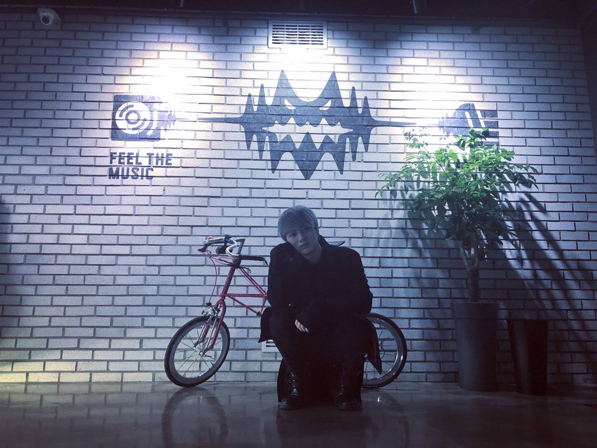 BL7NC's tweet photo. [@896TC] 
運動してきましたっ🥊🥊🥊
#비스트플래닛 @ clubbeastplanet https://t.co/oq6SECtyZ7